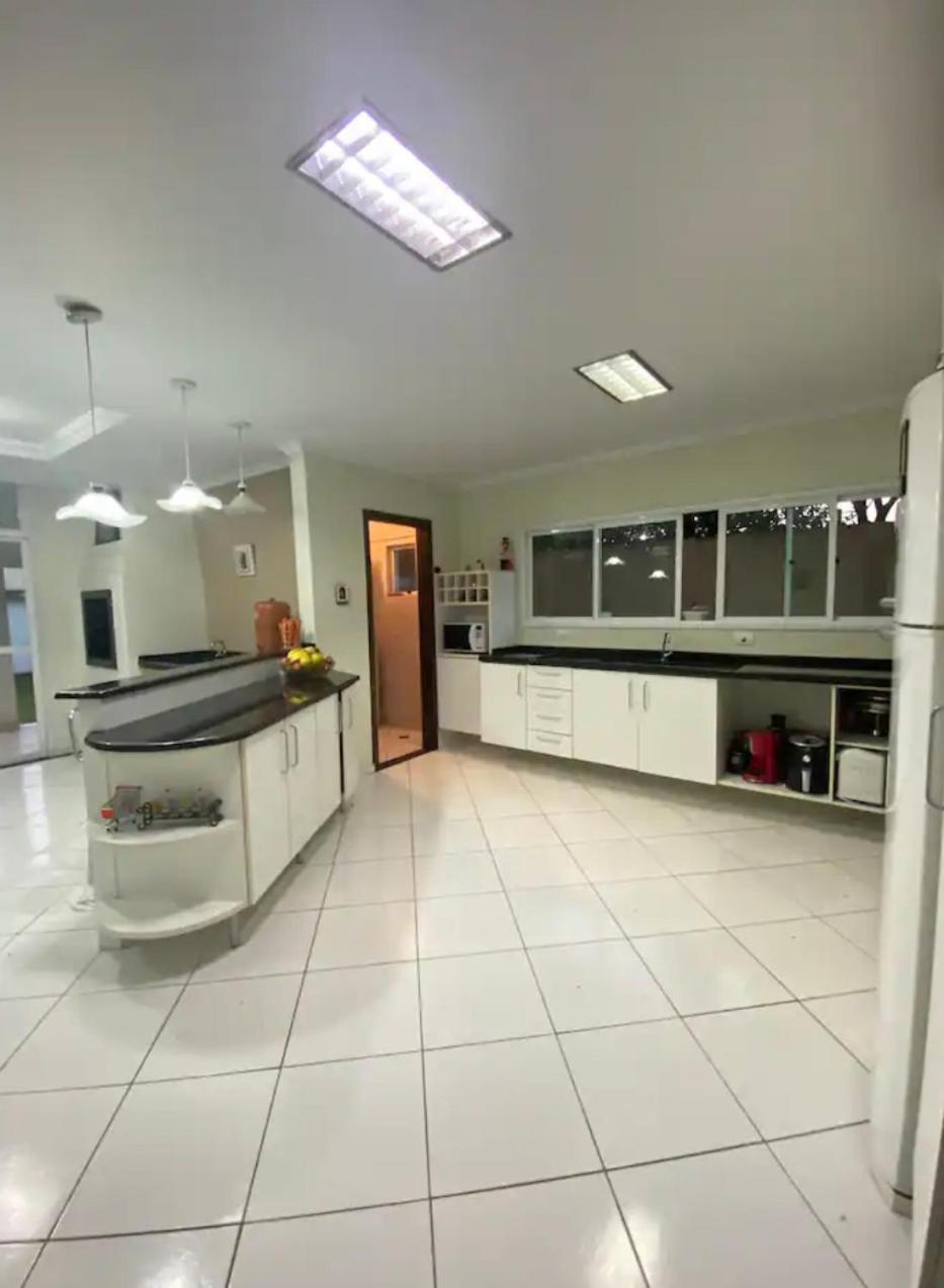 Sobrado Espacoso Em Santa Felicidade Curitiba Buitenkant foto